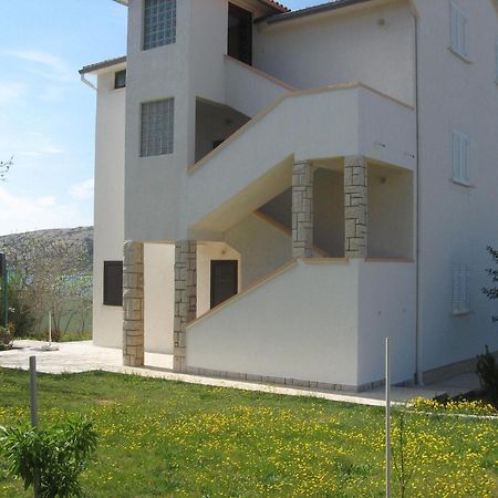 Apartments Frane-20M From Beach Barbat na Rabu Luaran gambar
