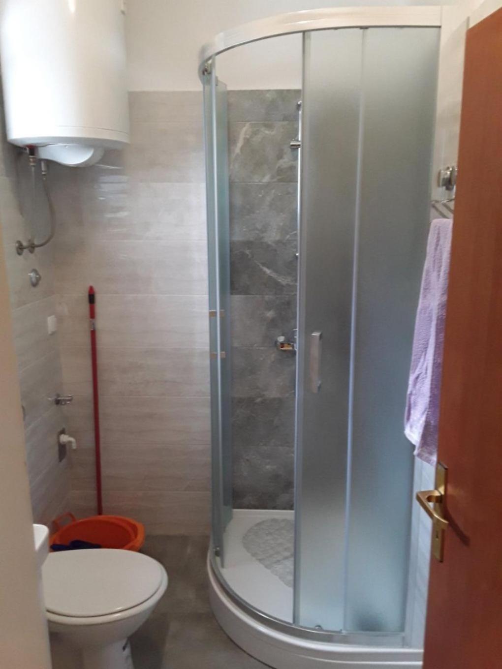 Apartments Frane-20M From Beach Barbat na Rabu Luaran gambar