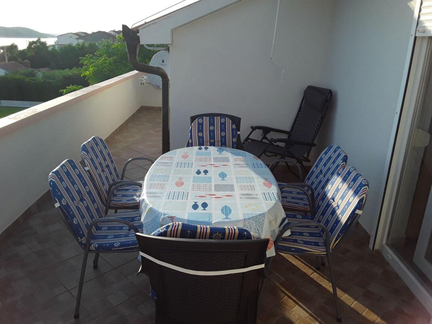 Apartments Frane-20M From Beach Barbat na Rabu Luaran gambar